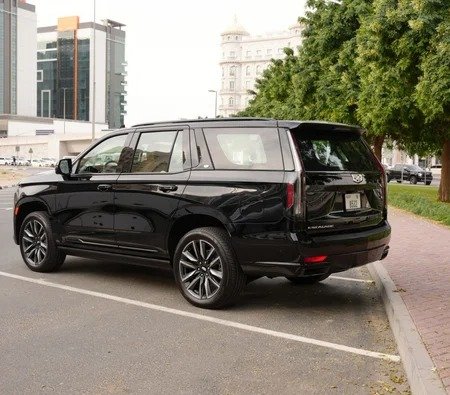 imgi_174_Cadillac_Escalade-Sport_2023_44709_44709_38985957698-1_small